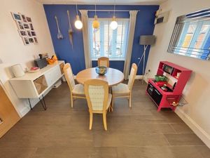 Dining Room- click for photo gallery